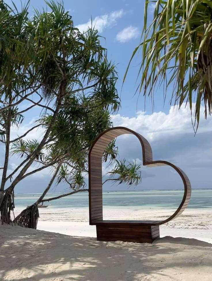 9-Day Best Honeymoon Safari & Zanzibar Beach Relaxation